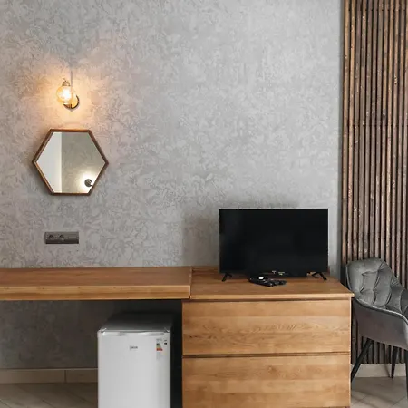 казка Hotel Vizhenka